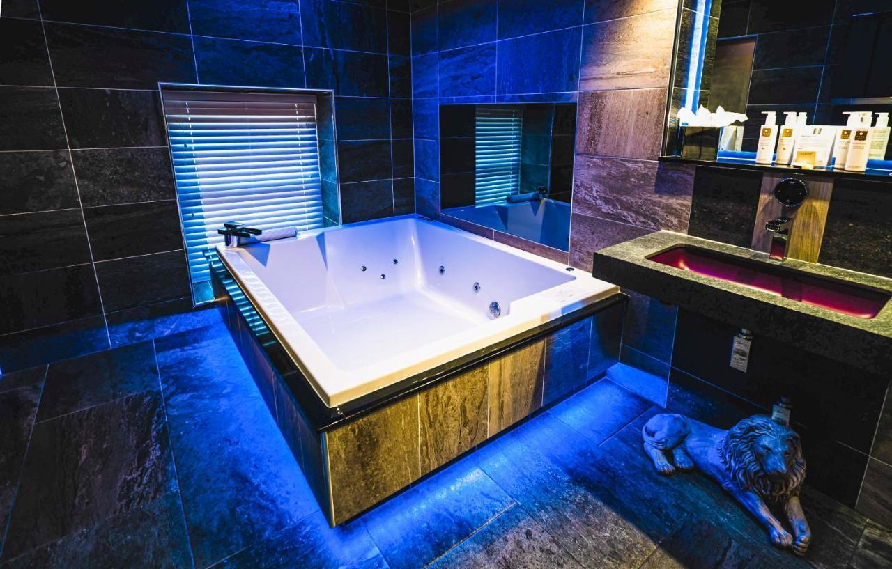 Church Suites By The Cranleigh Boutique Bowness-on-Windermere Extérieur photo